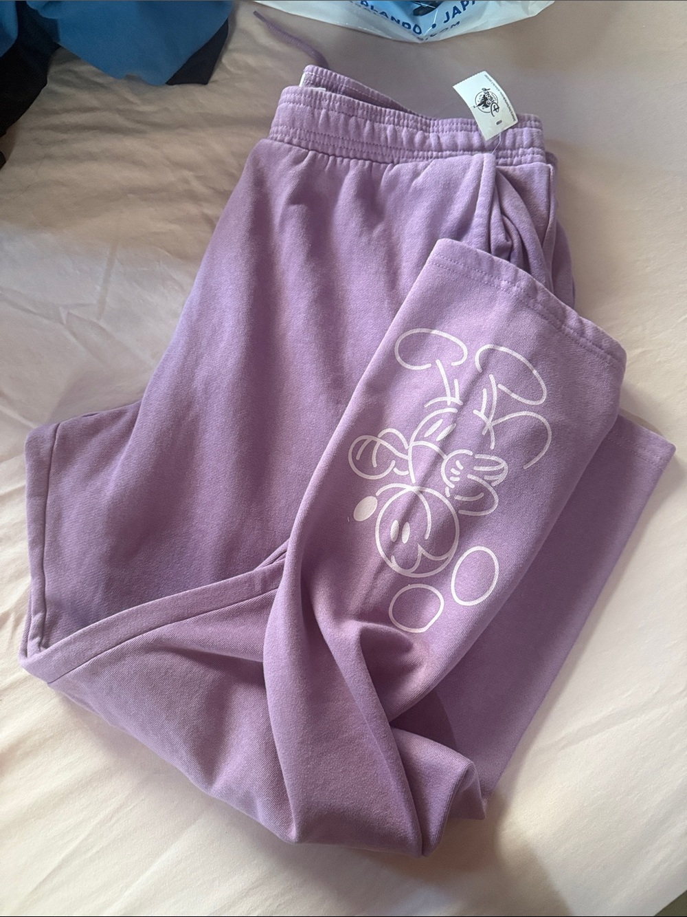 Women’s Lavender Graphic Sweatpants
